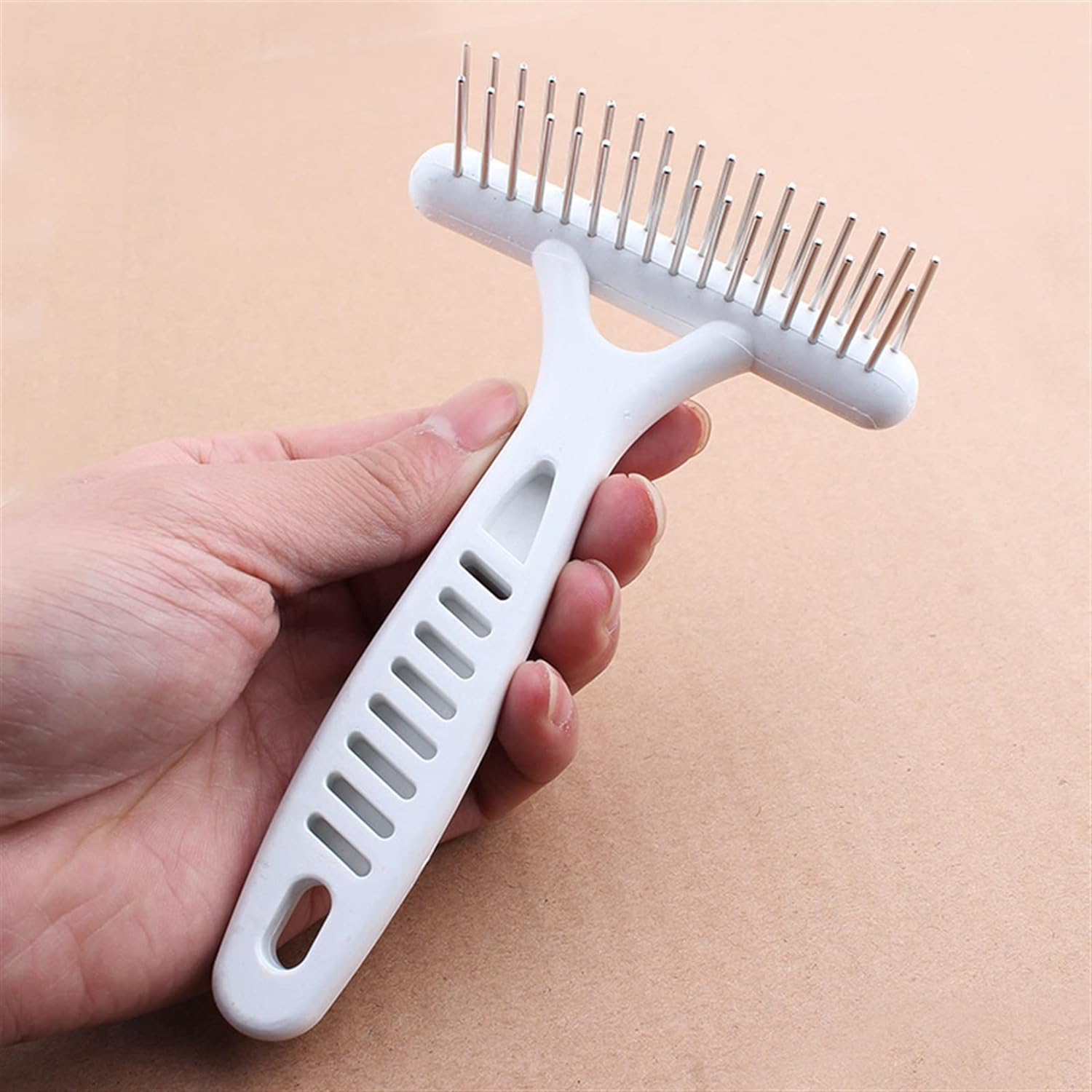 Interactive Long Hair Comb for Pets